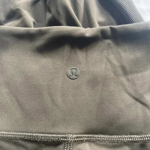 Lululemon Olive Green Ribbed Leggings with Pocket Size 4 - Picture 5 of 6
